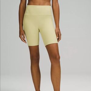 Lululemon Ribbed Contoured High-Rise Short 8" Biker Short